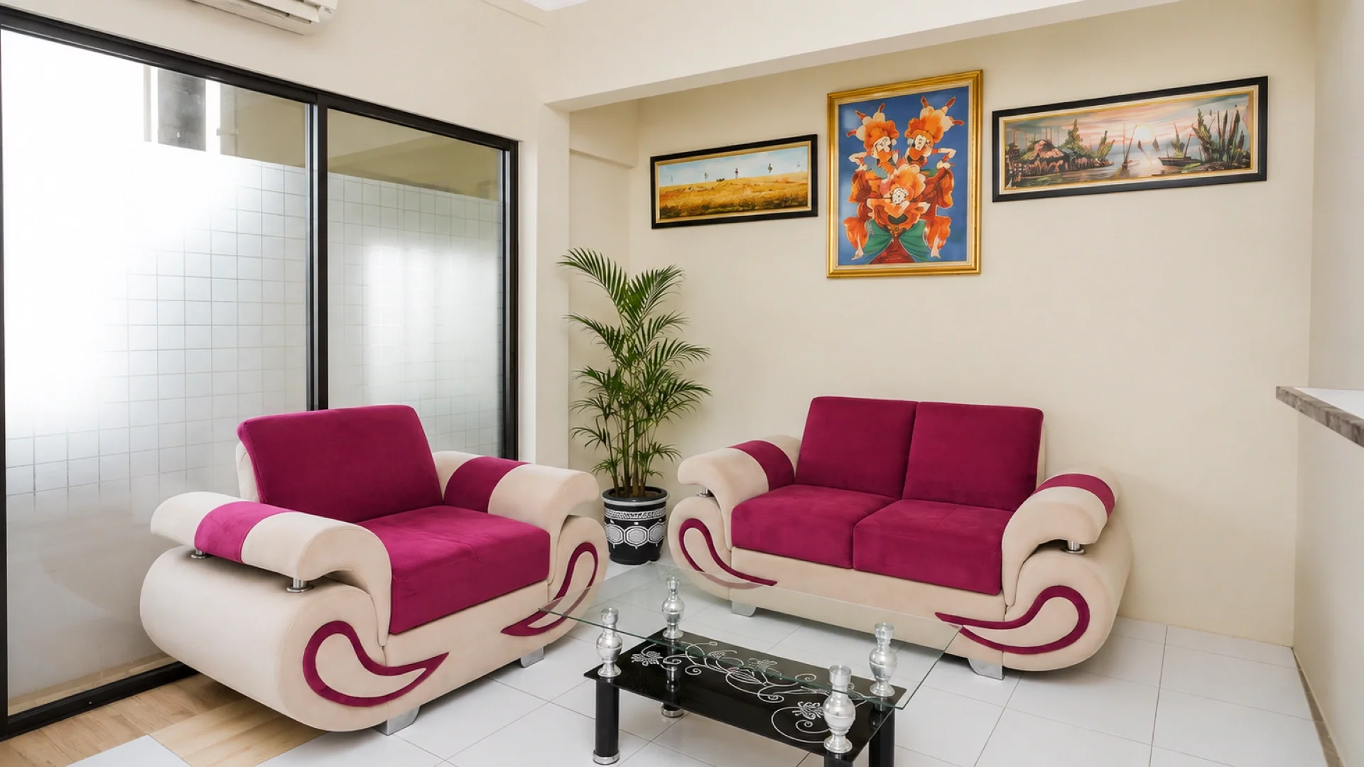 Kost Naura